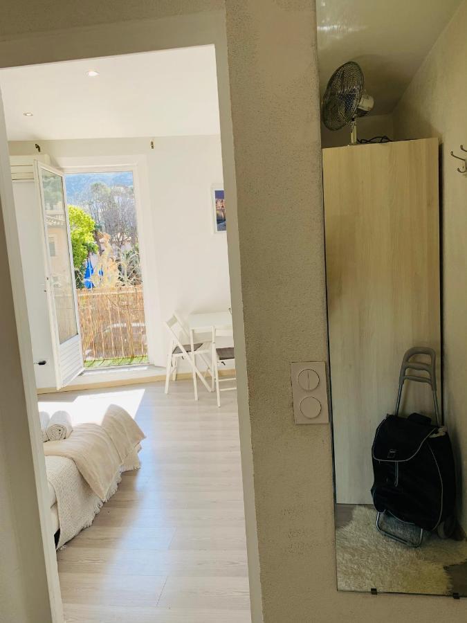 Au Coeur Du Village Joli Studio Cassis Dış mekan fotoğraf